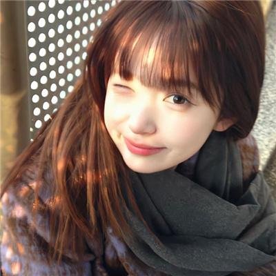 蒙娜丽莎与血月